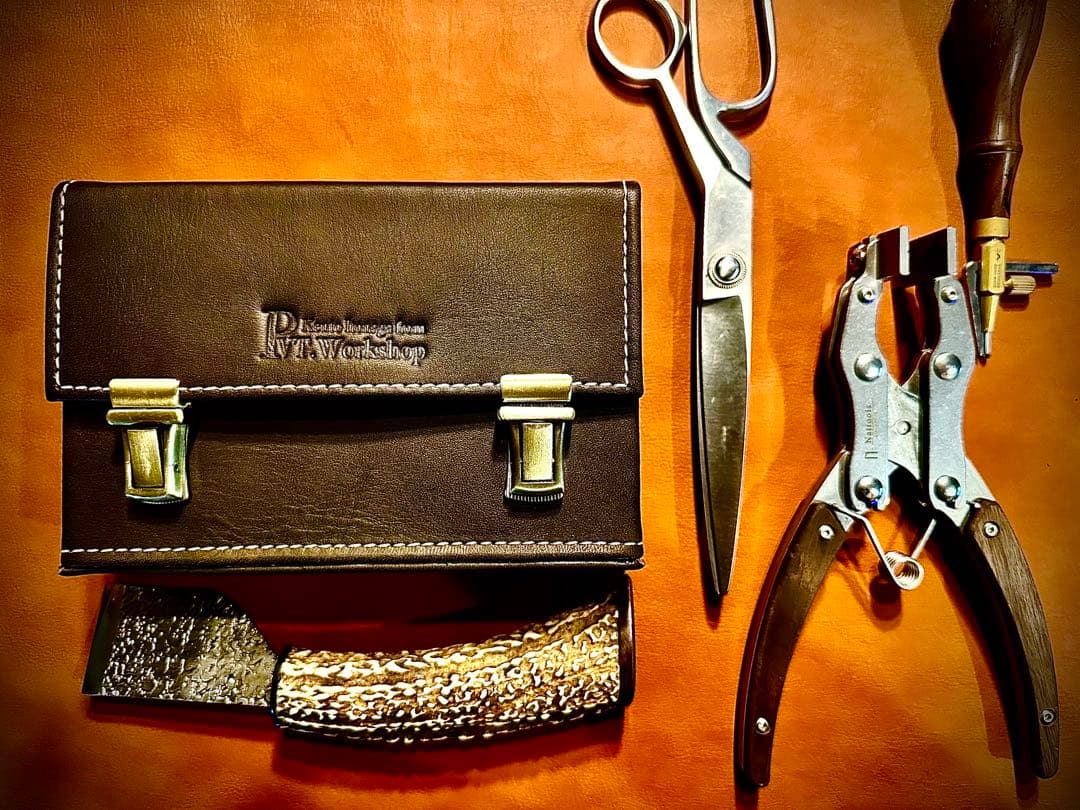 月末SALE!Pvt.Workshop極 本革デッキケース　ダークブラウン