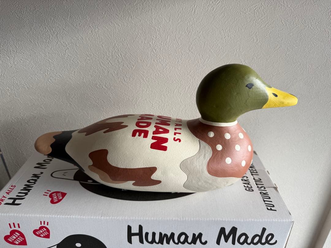 小物 Human made paper mache display