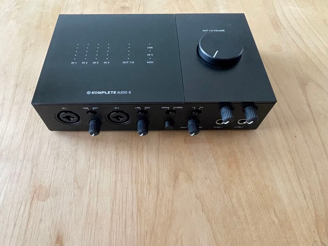 KOMPLETE AUDIO 6 オーディオインターフェイス　「最終値下げ」