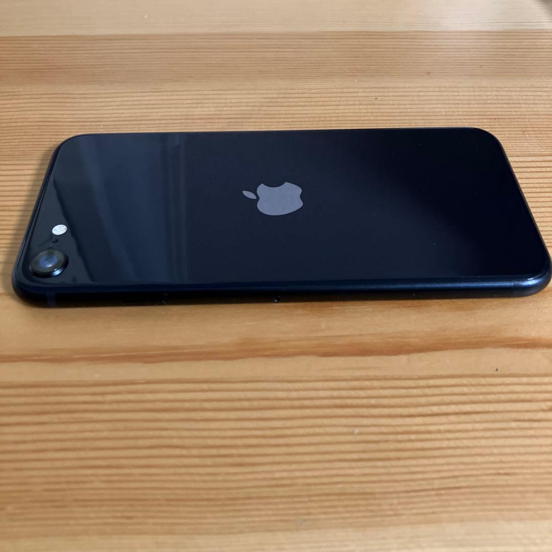 iPhone SE3 128GB ミッドナイト