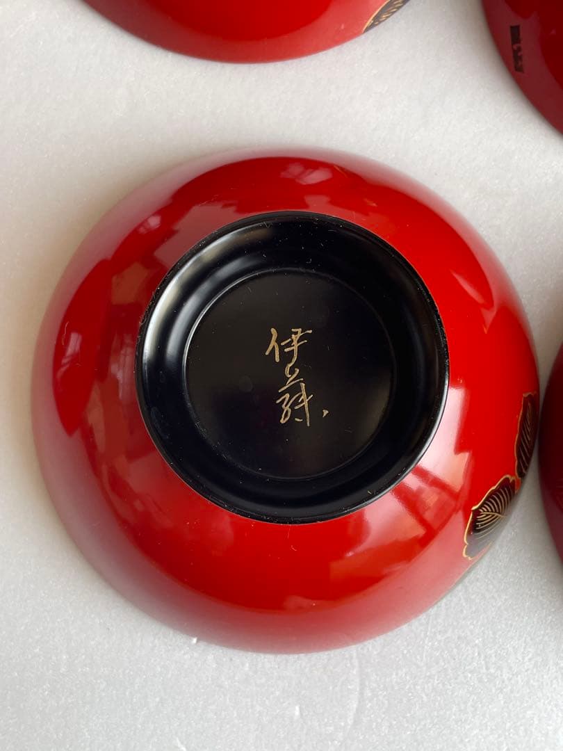 木製漆器　輪島塗　沈金蒔絵朱塗　吸物椀八客　木箱付　蓋付き椀　お椀