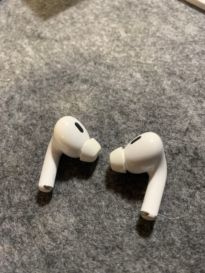 AirPods Pro 第2世代 Lightning Magsafe充電タイプ