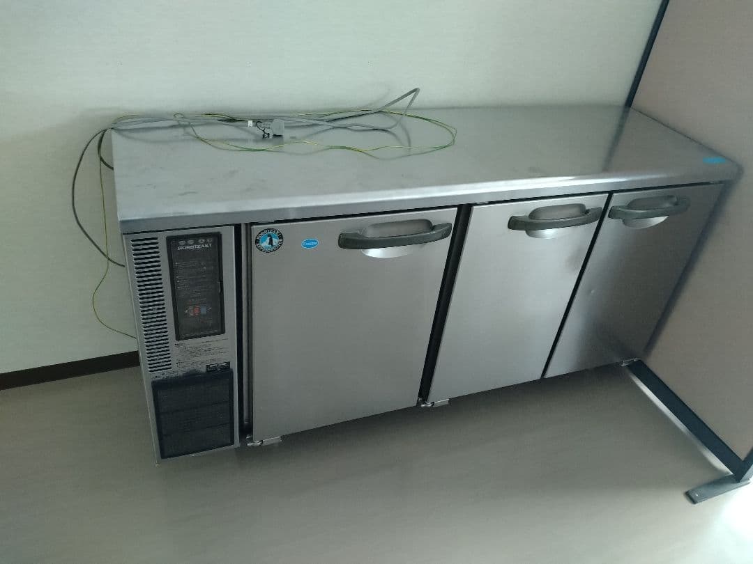 台湾マグロ　送料込み ホシザキ 業務用 テーブル形 冷凍冷蔵庫