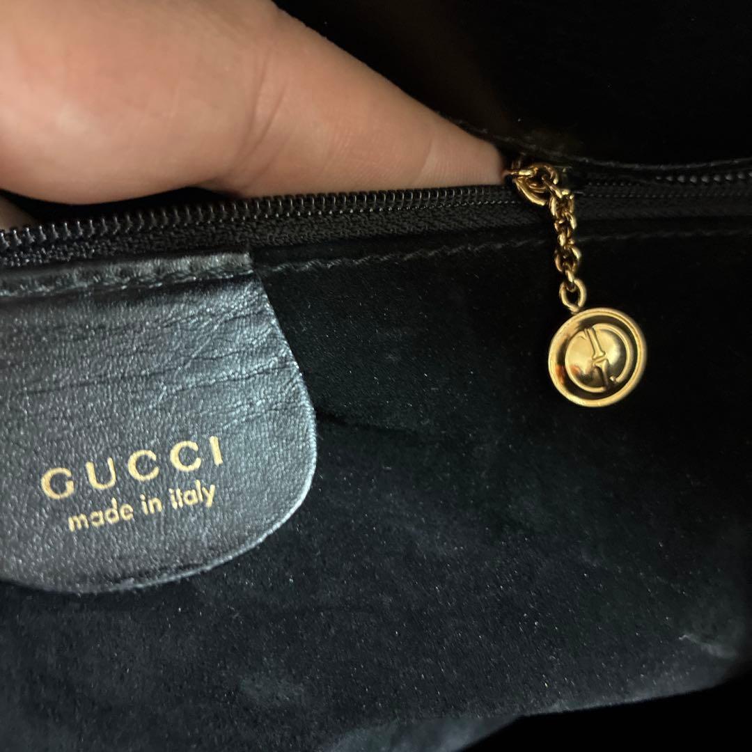 【初売り】GUCCI ブラック レザーハンドバッグ
