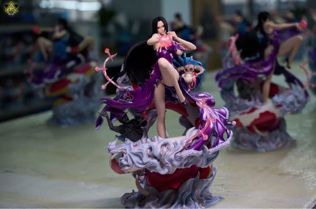 ワンピース　ボア　ハンコック　ガレージキット　フィギュア