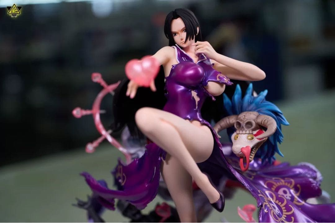 ワンピース　ボア　ハンコック　ガレージキット　フィギュア