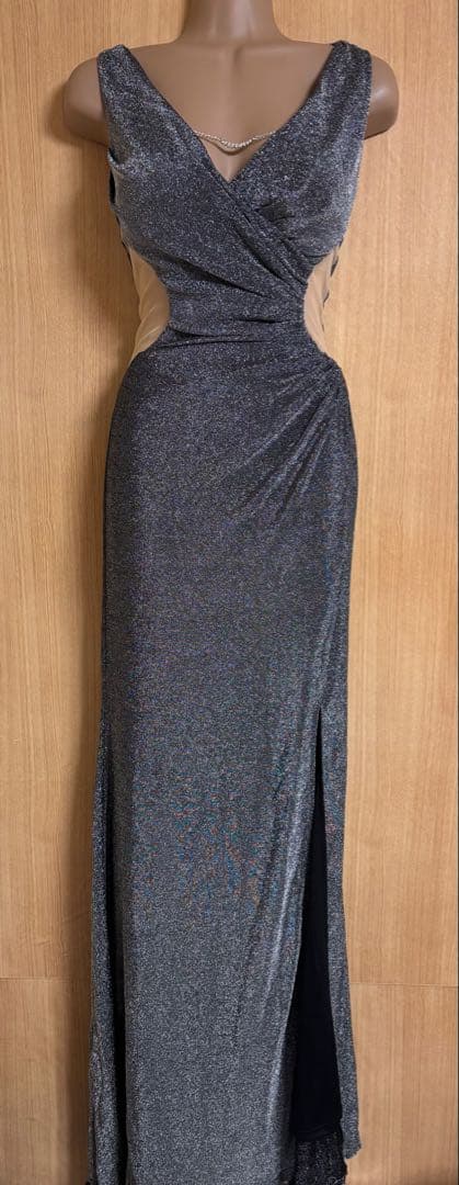 バストチェーン付ウエストシアーラメロングドレスbkL