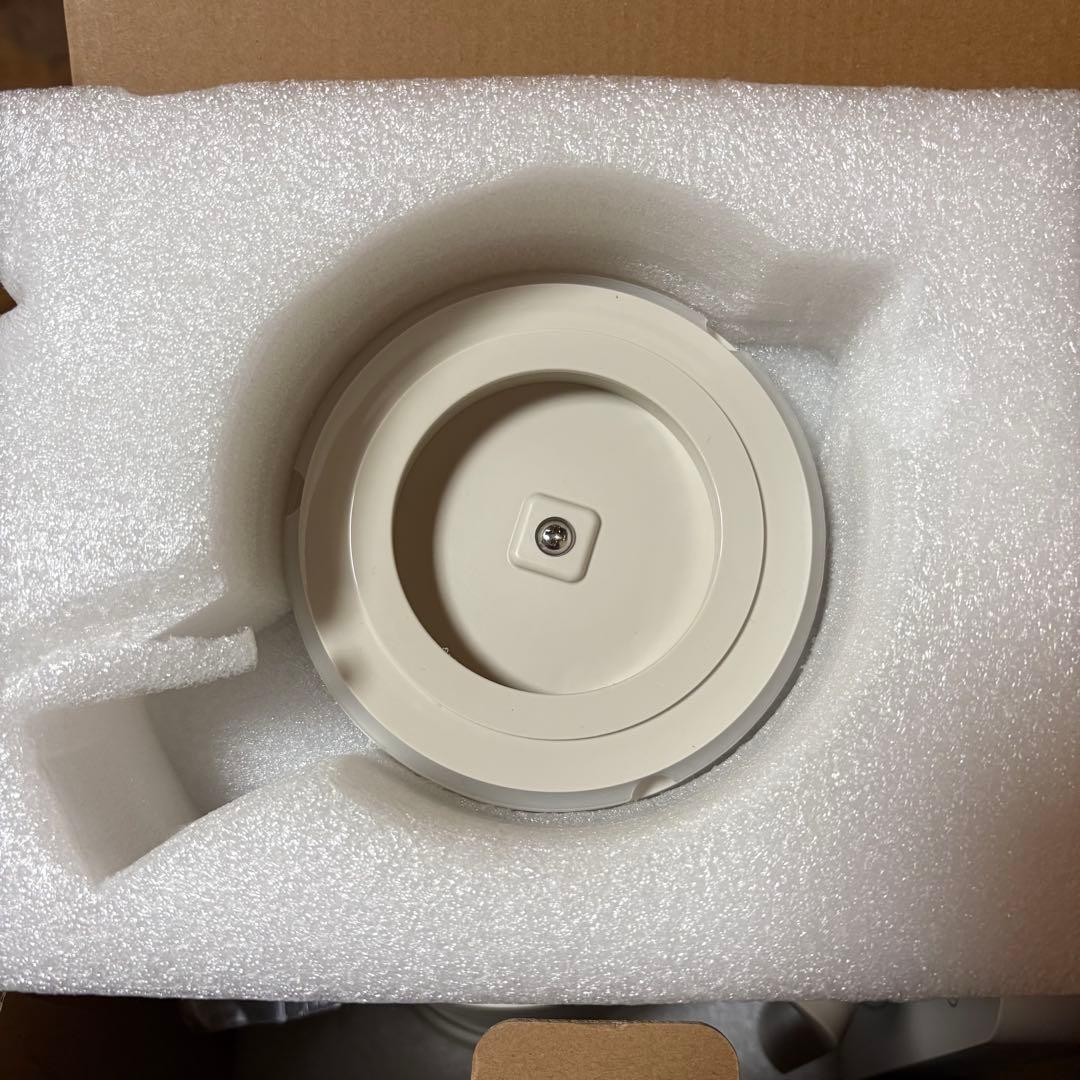 BRUNO温度調節マルチケトル（ホワイト）