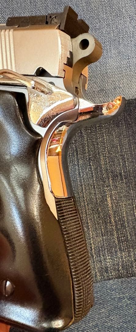 ベイシティ刑事マギーMAGGYリアルプロップレプリカモデルガンMGC・旭工房