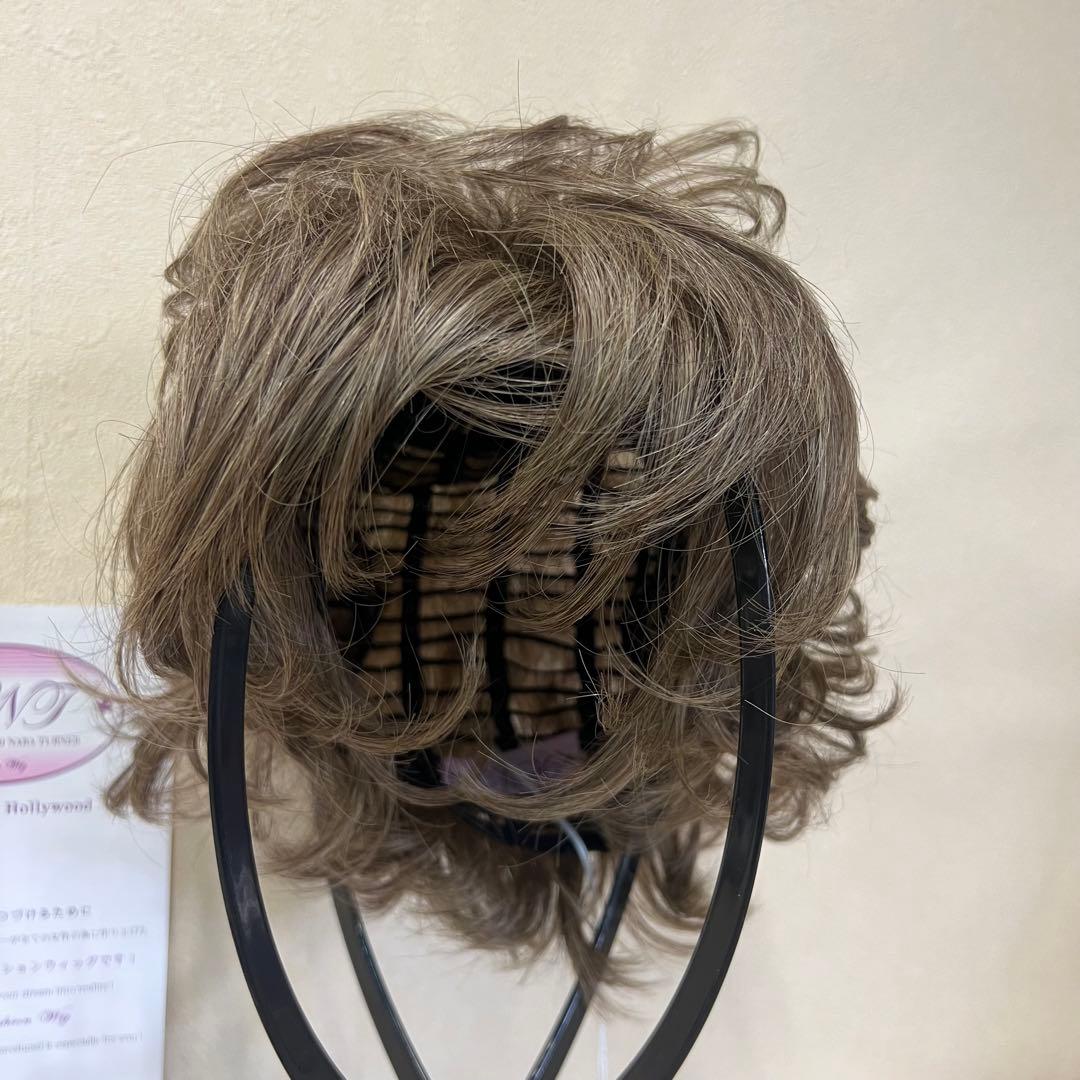 KNTファッションウィッグ カオリスタイル エアリーカール アッシュゴールド