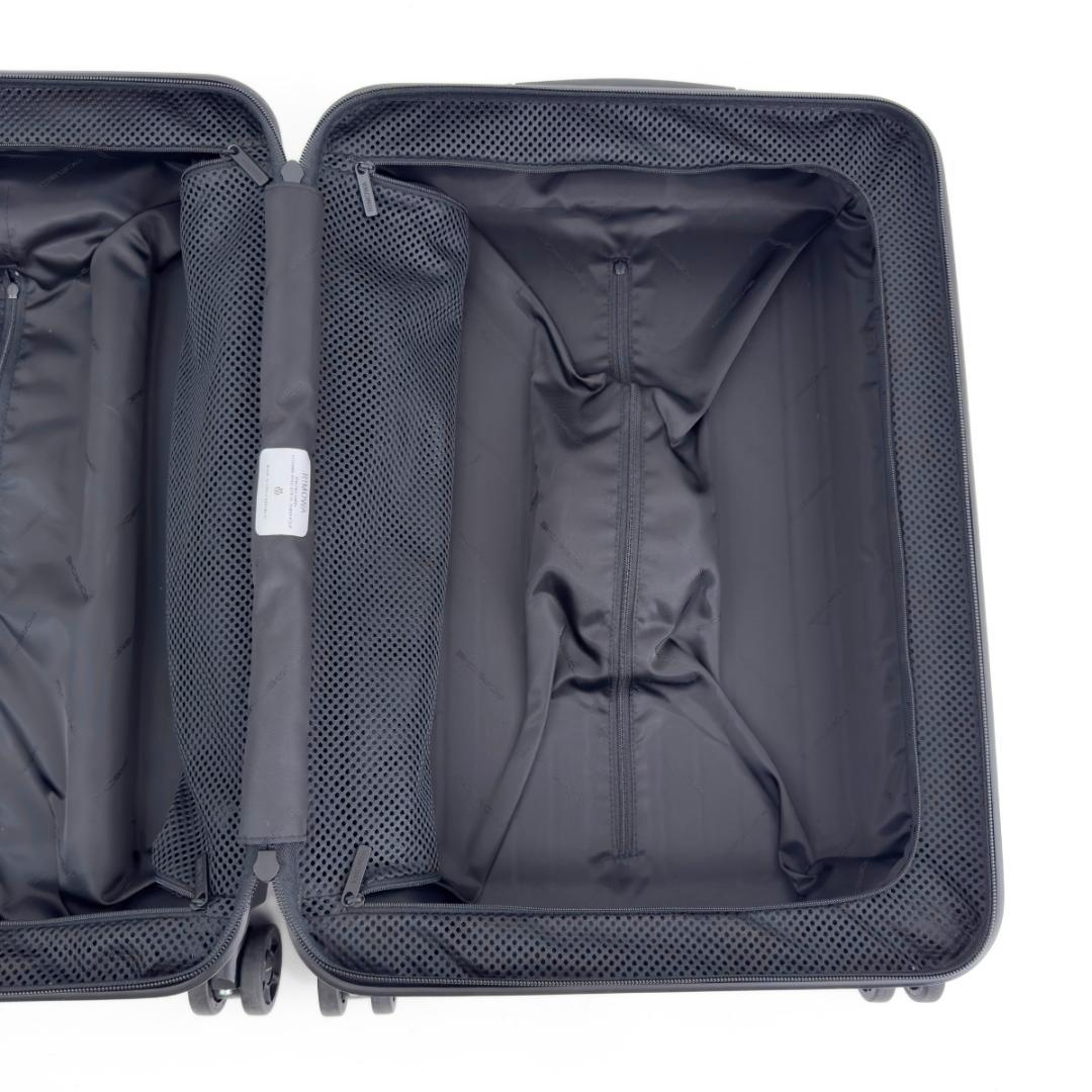 美品 リモワ ポルシェ PTS2.0 エッセンシャル 32L 4輪 TSAロック