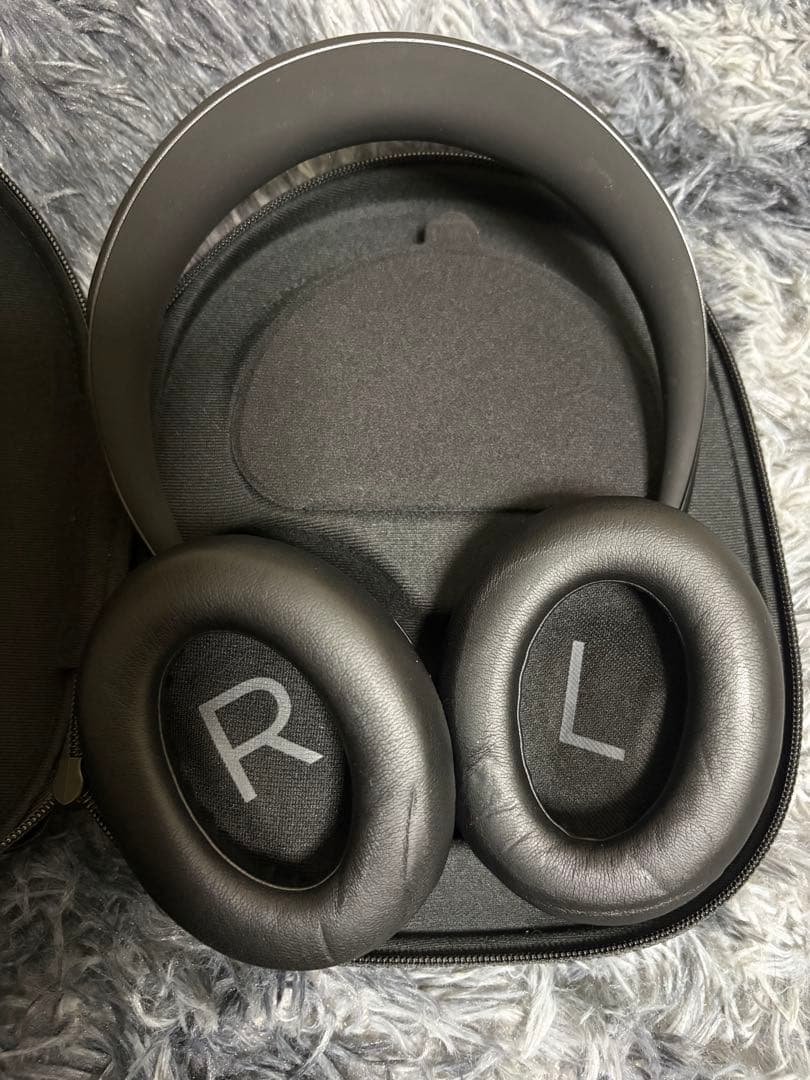 ヘッドホン Noise Cancelling Headphones 700