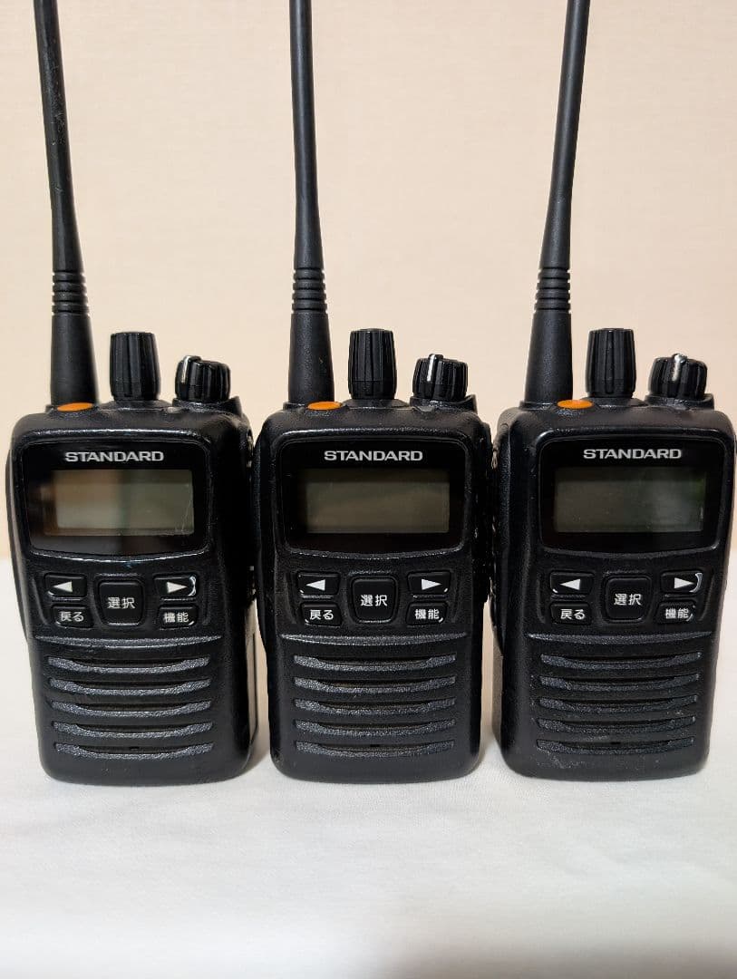 スタンダード デジタル簡易無線機 免許局 VXD450U イヤホン付3台セット