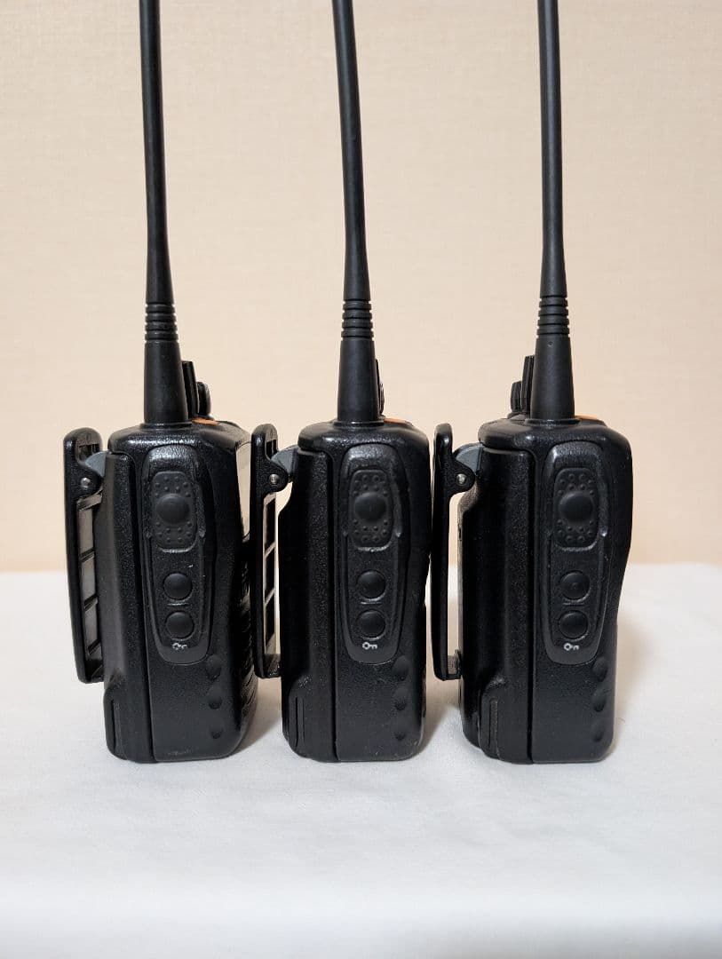 スタンダード デジタル簡易無線機 免許局 VXD450U イヤホン付3台セット
