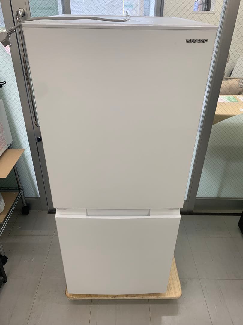 シャープ SJ-D15K 冷蔵庫 152Lマットホワイト 2024年製 極美品