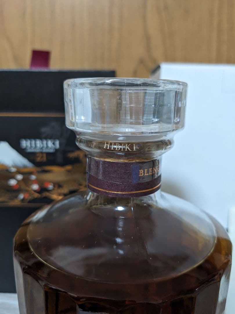 サントリ－響21年 意匠ボトル（花鳥風月）