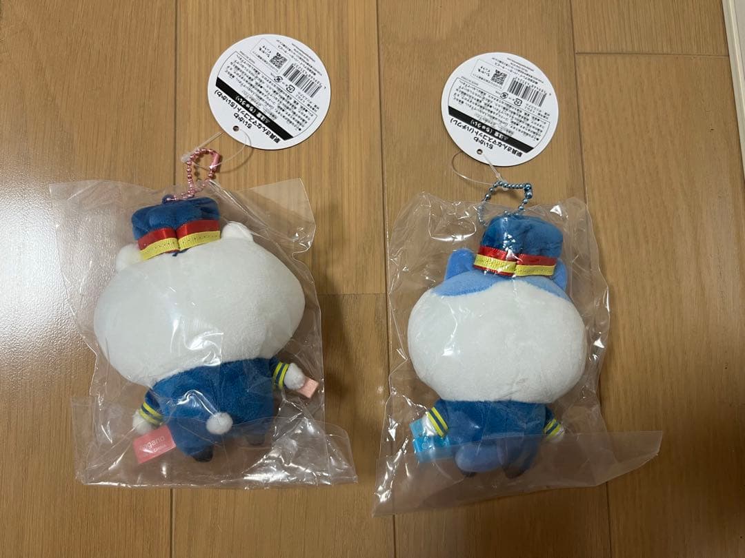 ちいかわ　駅員さんなマスコット　2体セット