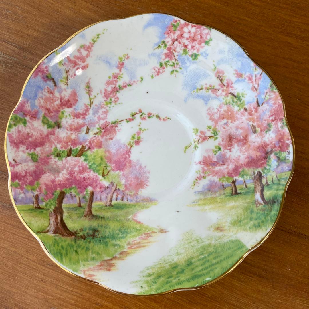 【特価ラスト1点】ロイヤルアルバート　ブロッサムタイム　カップ　ソーサー　トリオ