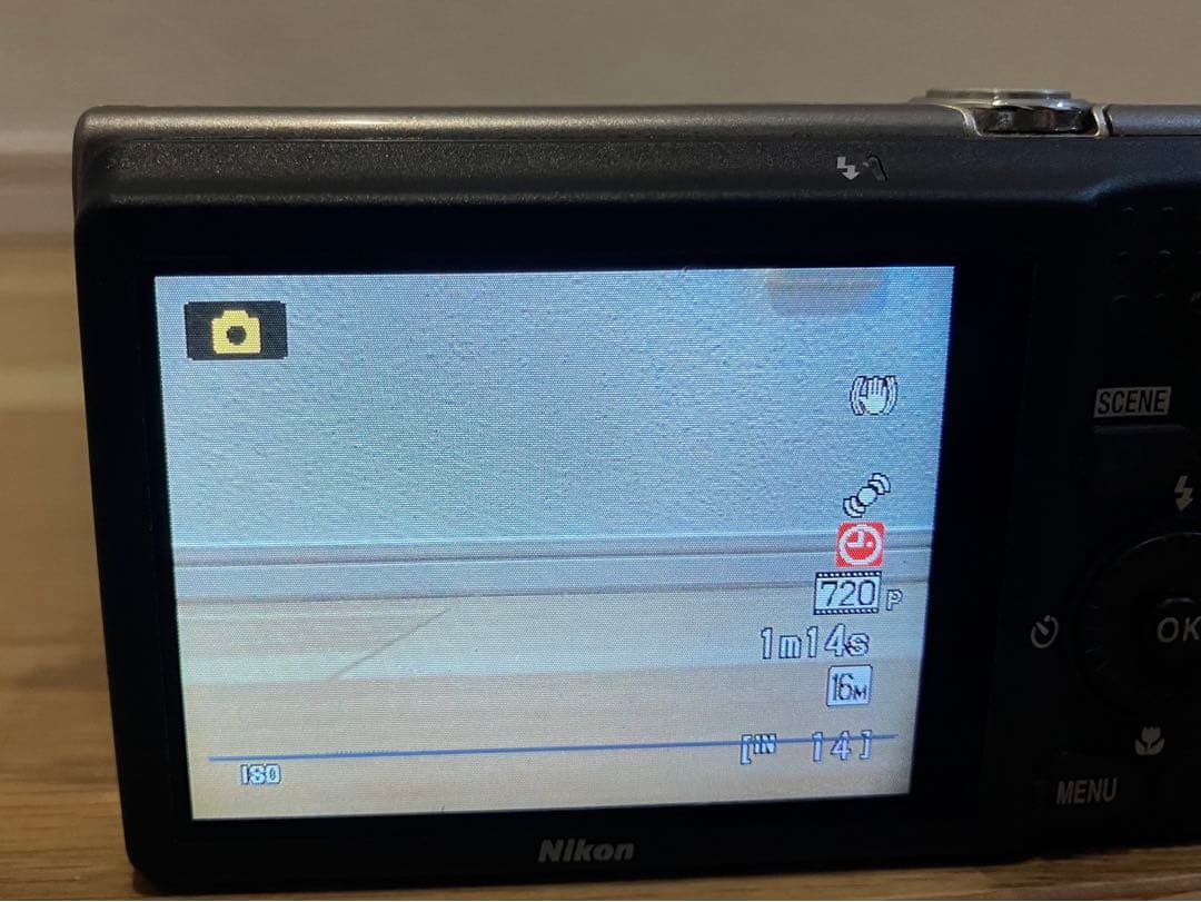 Nikon　COOLPIX S6200　デジタルカメラ