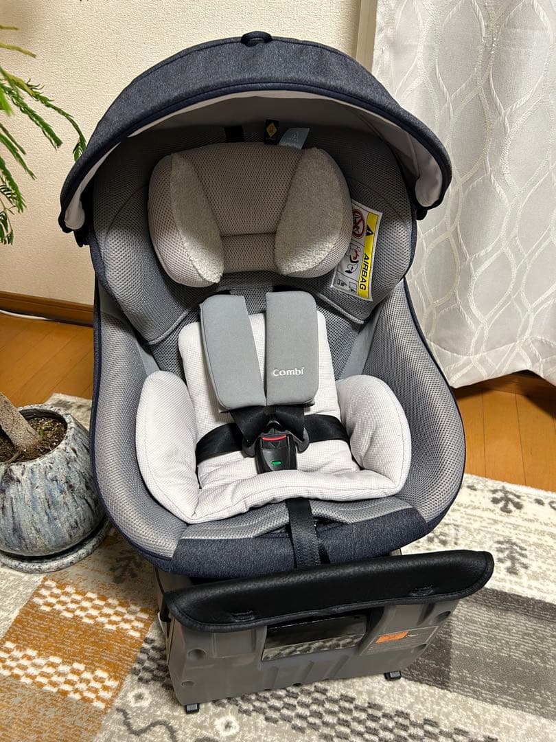 美品 コンビ クルムーヴスマートISOFIX エッグショック　JL‐540