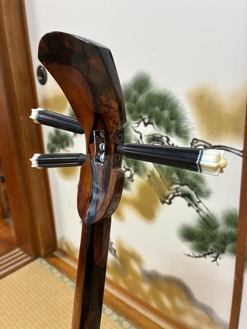 沖縄三線　エーマクルチ　本蛇皮一枚張り！