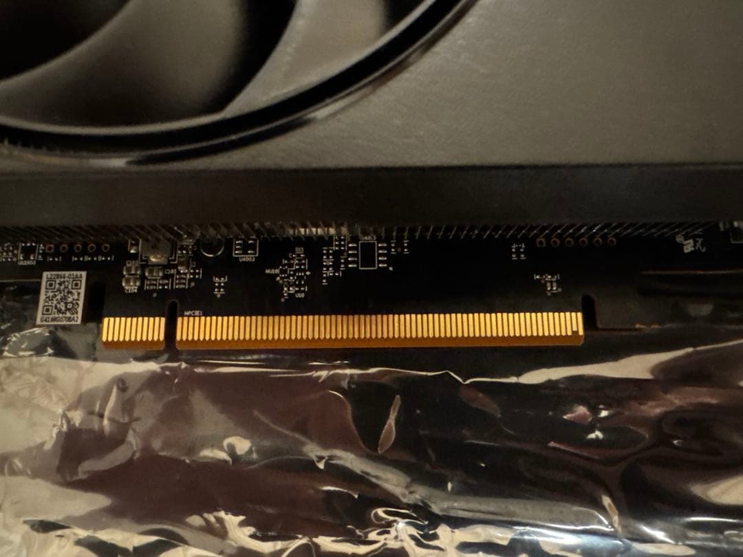 ジャンク ryzen 9700x 7800xt b650 ak400