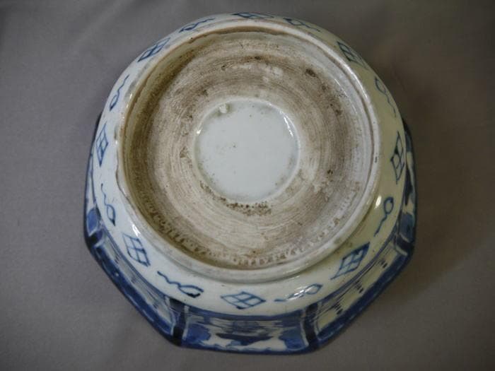 古伊万里　染付　八角鉢　深鉢　南蛮人と瓔珞文