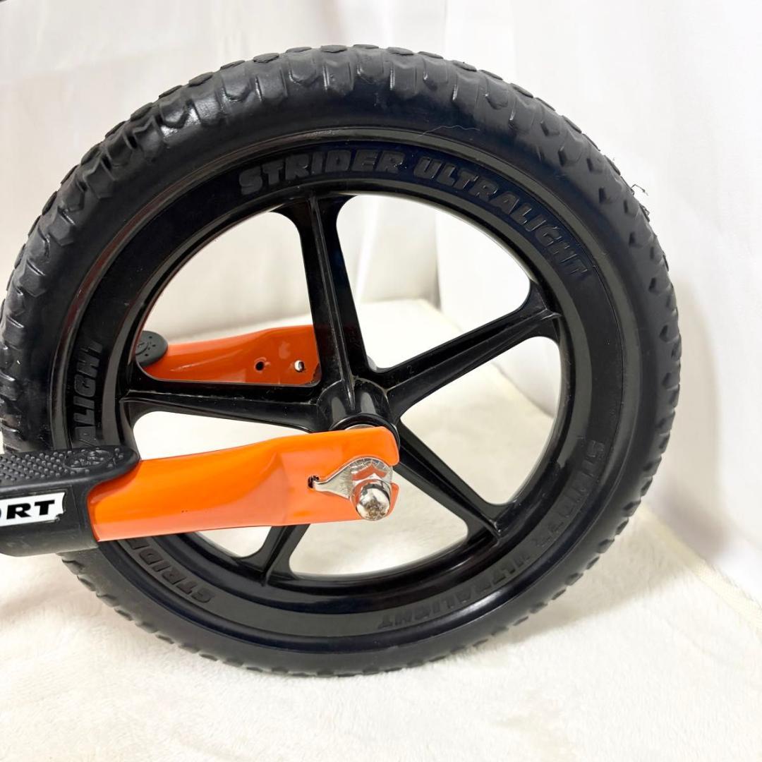美品　新品級　STRIDER ストライダー　スポーツ SPORT バランスバイク
