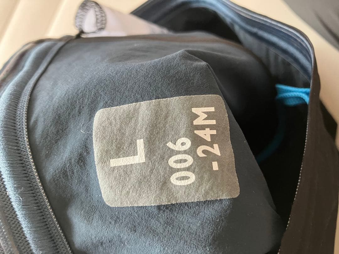 アリーナ メンズ アクアフォース ストーム MF Lサイズ　2025モデル新色