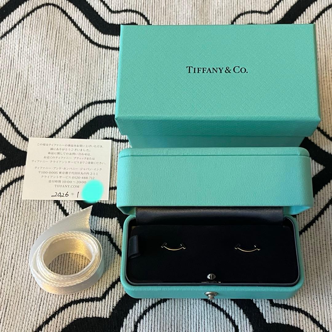 ティファニー　Tスマイル　ミニピアス　Tiffany ティースマイル　ミニピアス