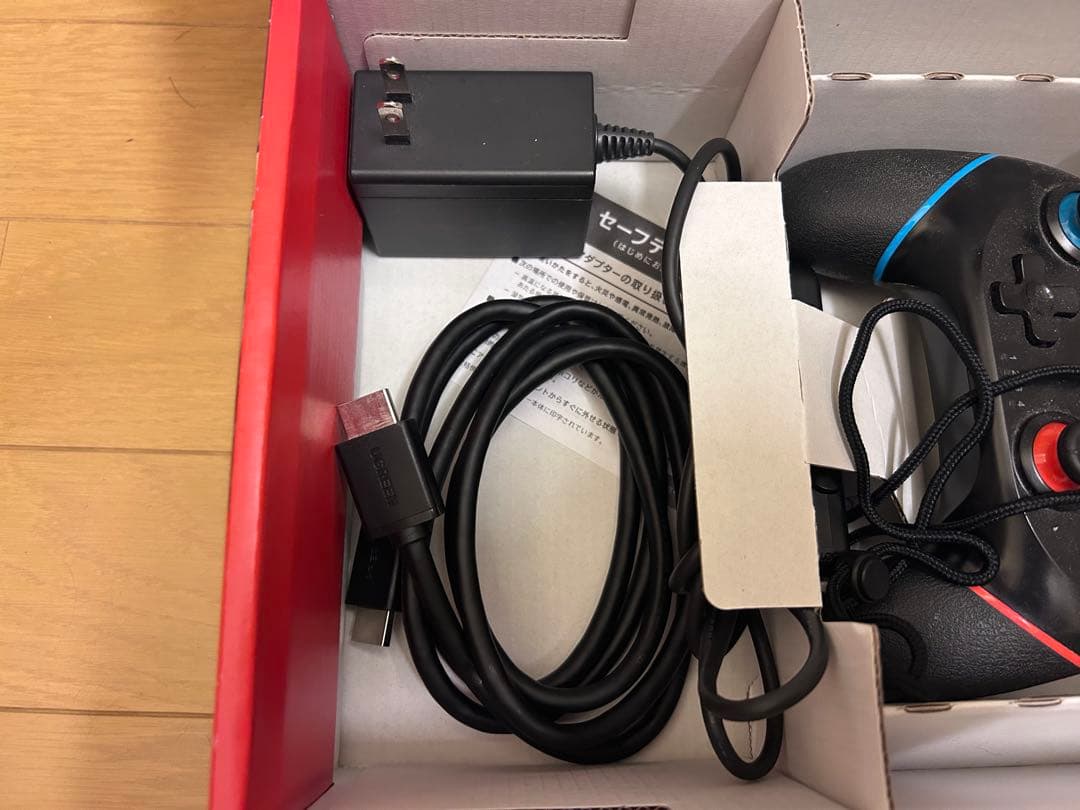 ニンテンドースイッチ Nintendo Switch 本体と付属品