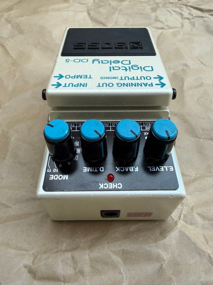 BOSS DD-5 Digital Delay 取説、外箱付き