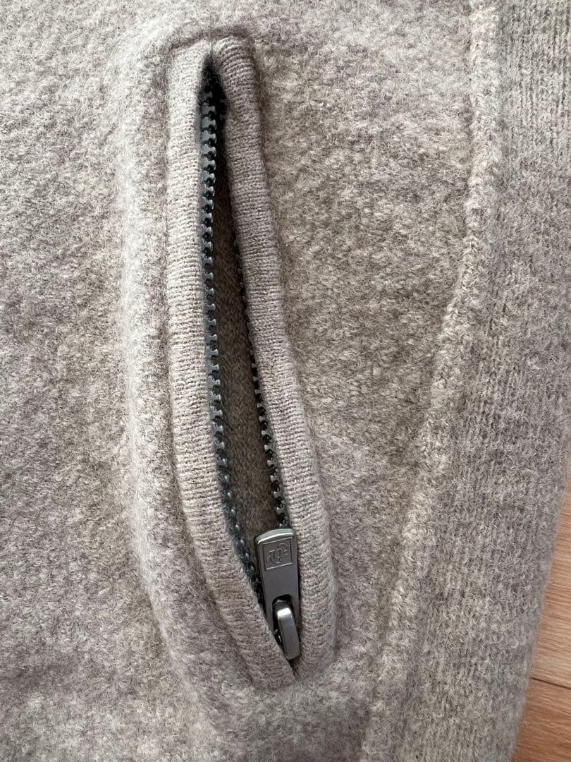 未使用品　ゴルフZOY ベージュ　圧縮ニット　ジップアップジャケット　M