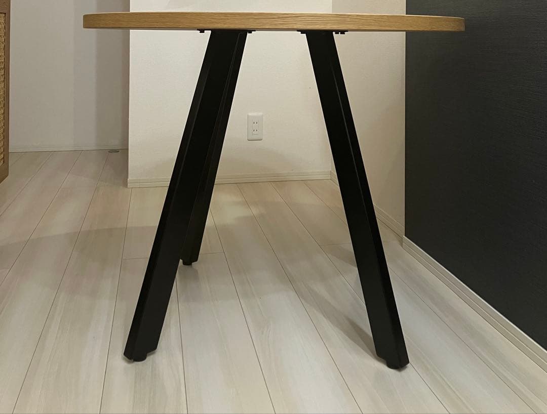 KANADEMONO　THE CAFE TABLE / リノリウム φ90