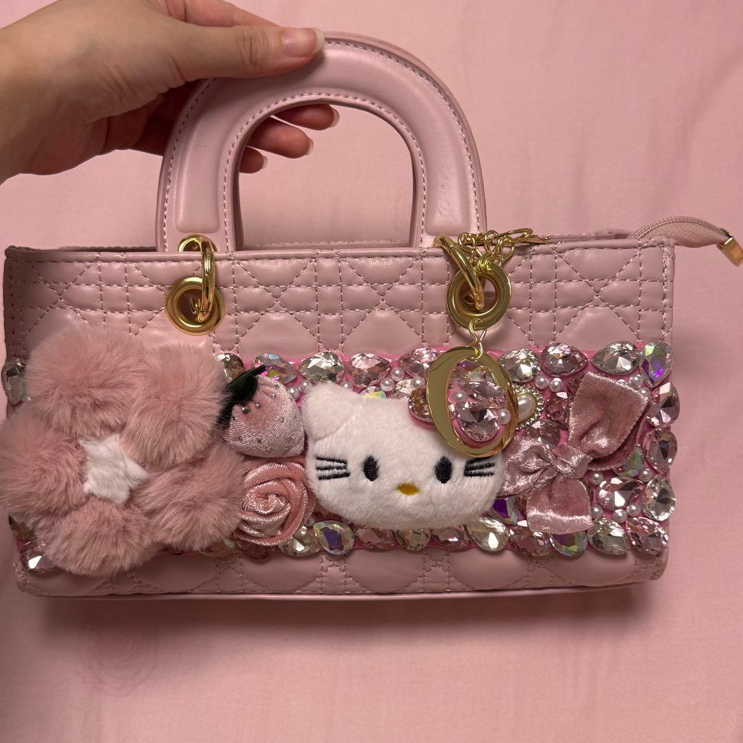 ハンドメイド　新品　ハローキティバッグ　カバン　キラキラストーン