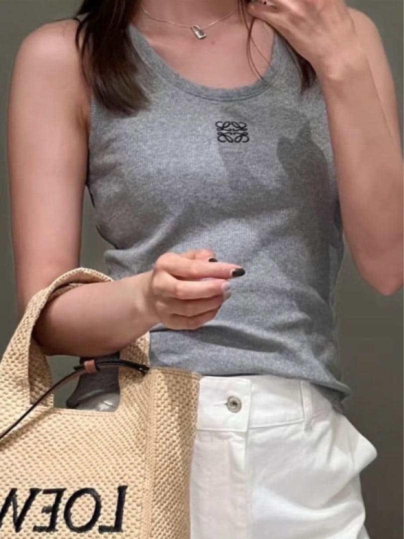 LOEWE レディース タンクトップ