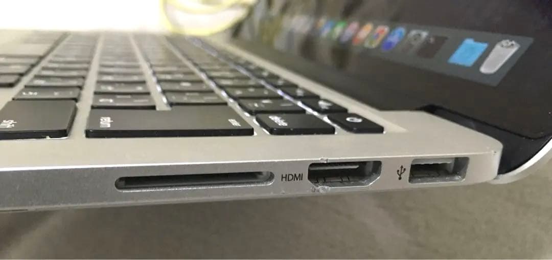 【ジャンク】MacBook Pro 13インチ/充電器付き
