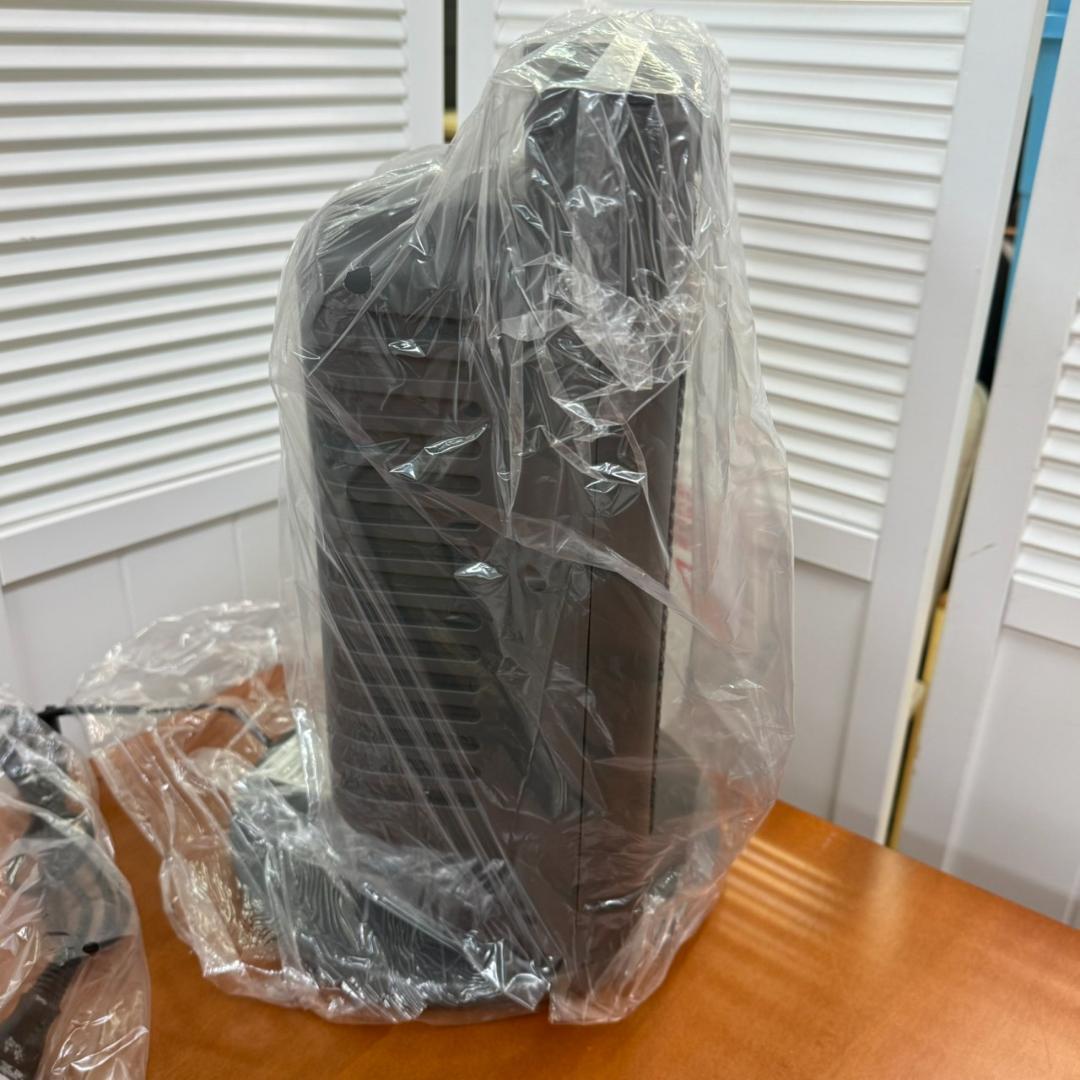 ★未使用　QUADS　省エネリフレクトストーブ　REFLECA　QS327GY