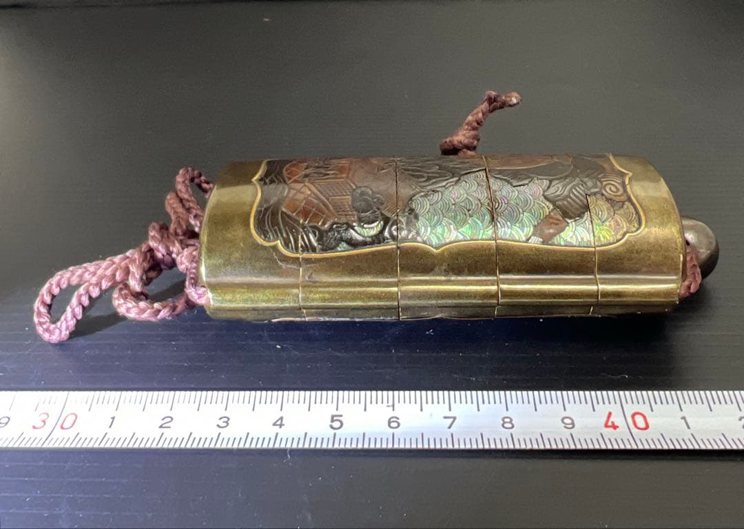 江戸時代　本鼈甲螺鈿象嵌五段印籠　61g 東Y7-1016☆2Fトルニ