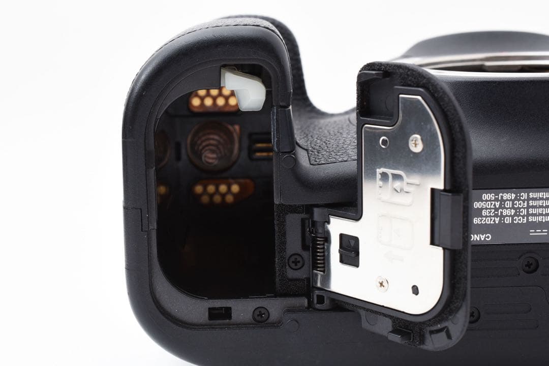 一眼レフカメラ Canon EOS 6D Mark II ダブルレンズセット