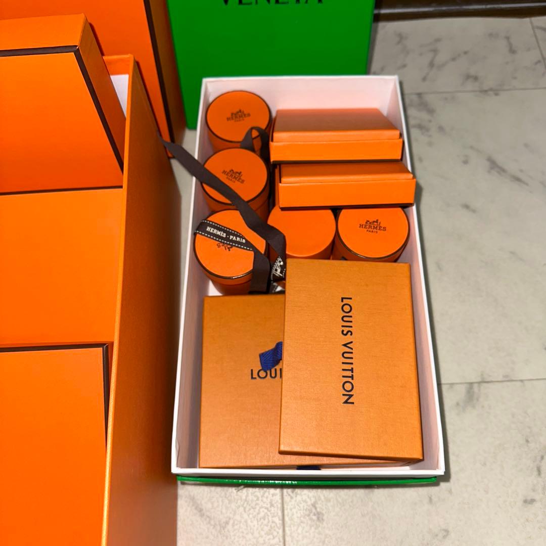 新品 Hermes Vuitton Bottega 大中小ボックス 18個セット