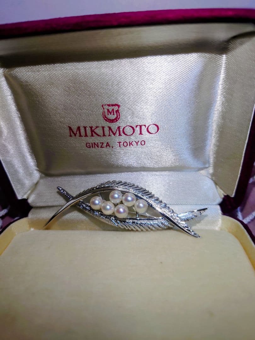 〈極美品〉MIKIMOTO シルバー希少ベビーパール あこや 真珠 ブローチ