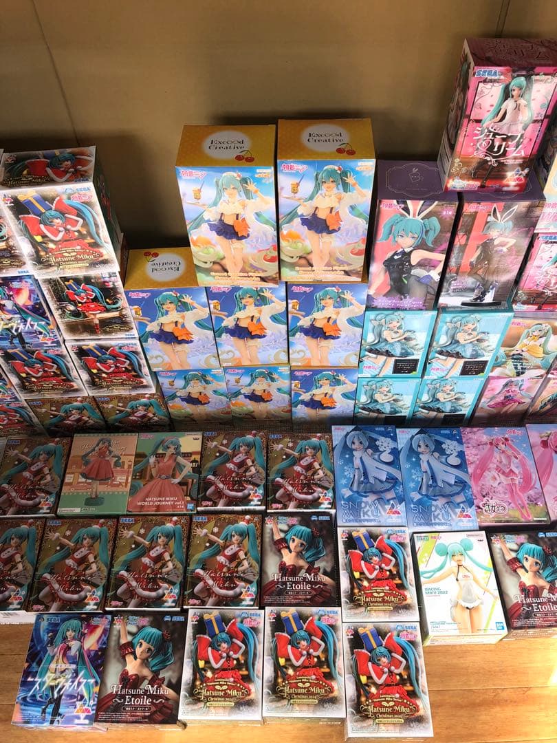 初音ミク　フィギュア　トロピカル　サンタ　クリスマス　桜ミク　雪ミク　58個