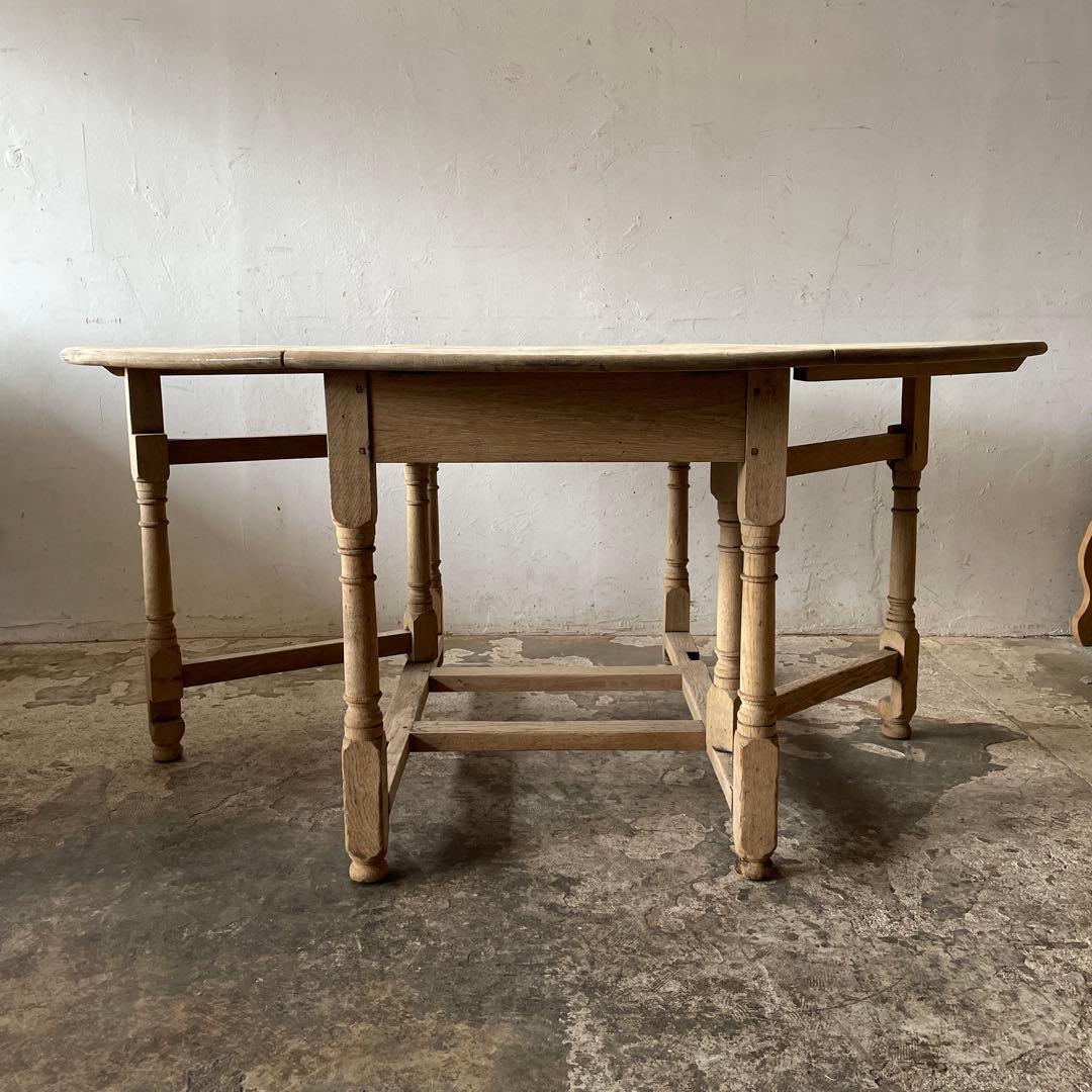 年末・年始SALE ビンテージ　ドロワーゲートレッグテーブル 剥離