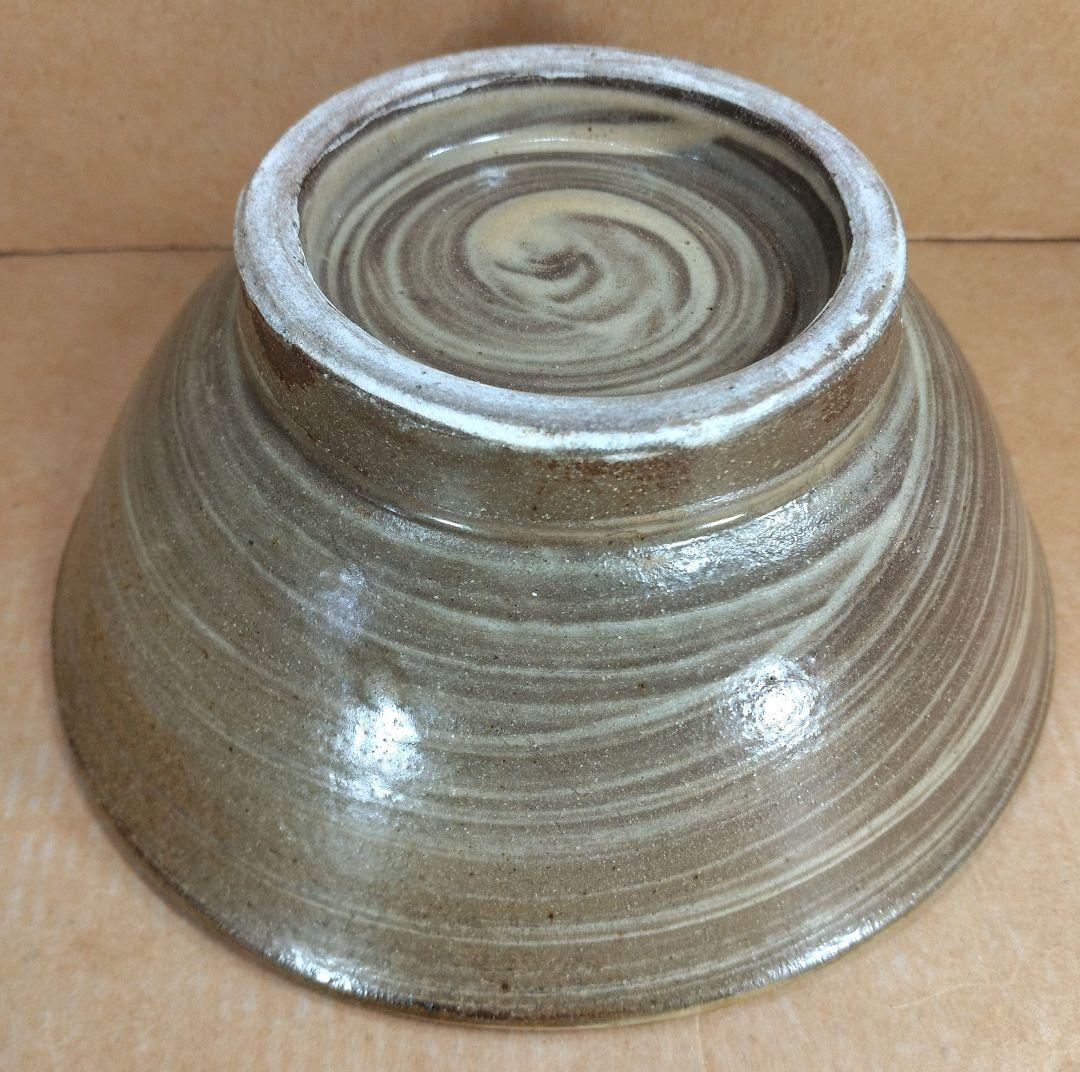 【本物保証】金城次郎 マカイ(壷屋焼魚紋茶碗）共箱 栞 美品 やちむん 人間国宝