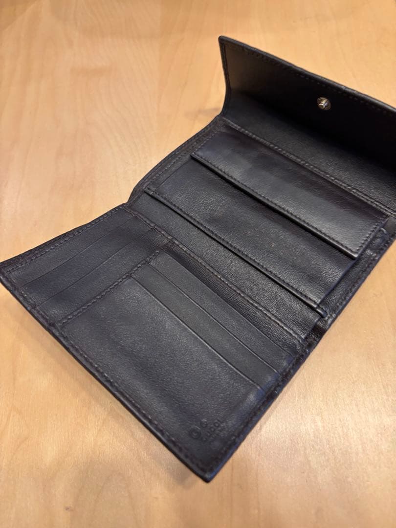お値下げ！GUCCI 黒レザー 二つ折り財布