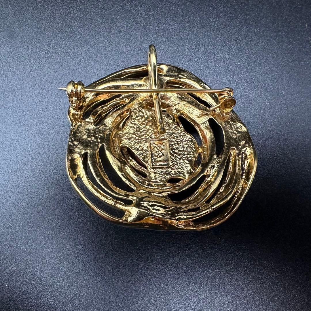 未使用級✨　YSL　イヴ・サンローラン　ブローチ　グリポア　ロゴ　852