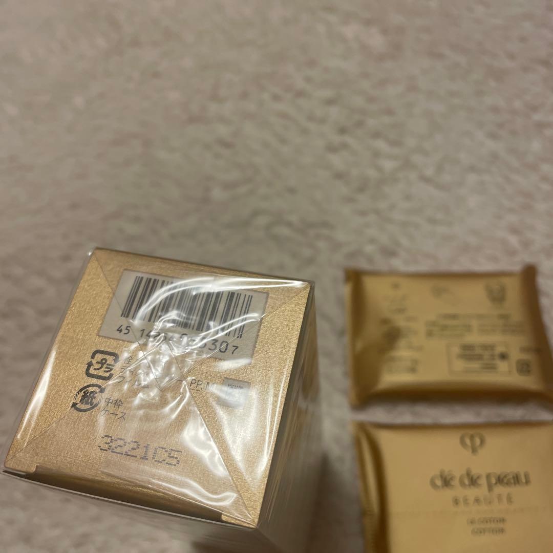 クレ・ド・ポー ボーテ　エマルションア ンタンシヴｎ本体