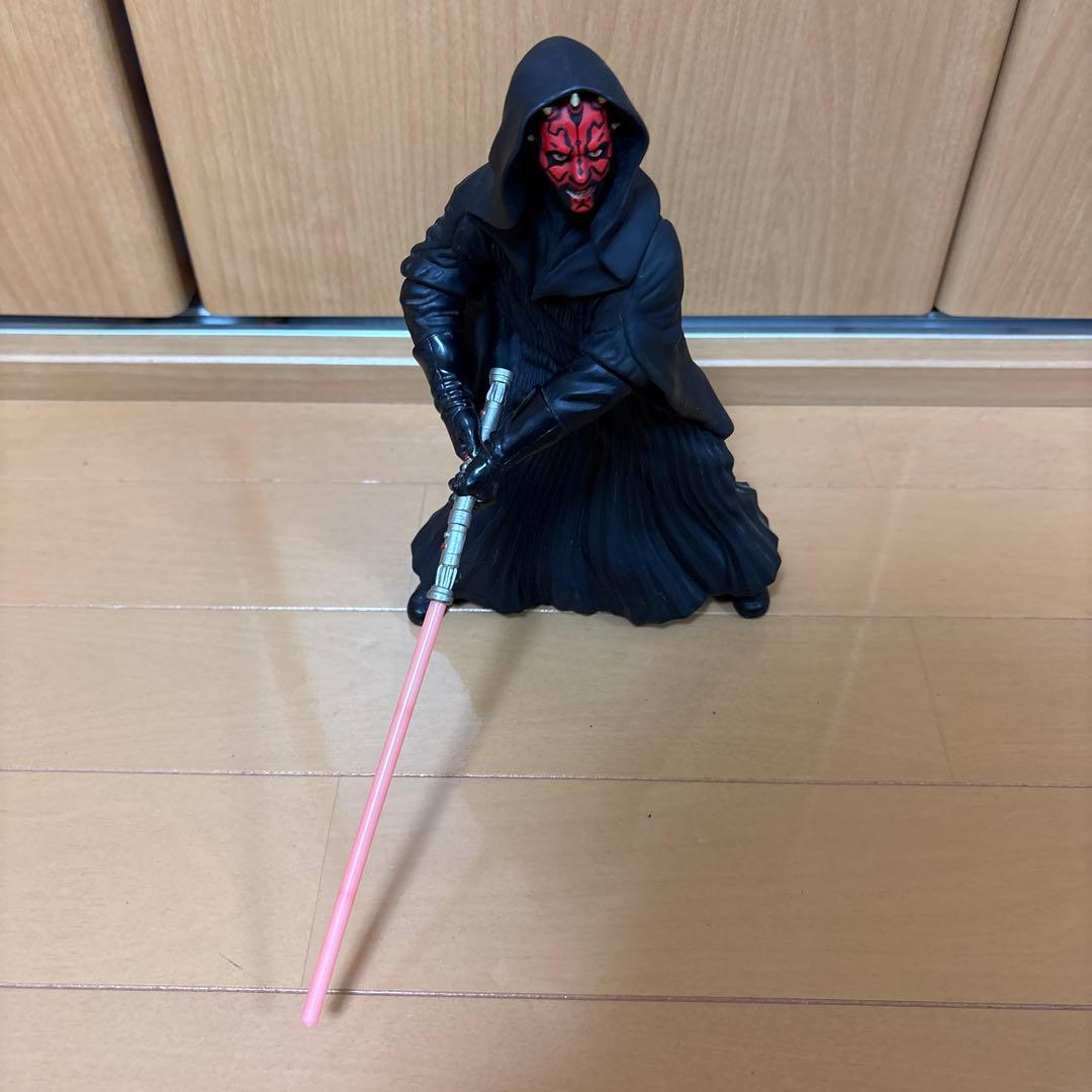 ダース・モール フィギュア ライトセーバー付き