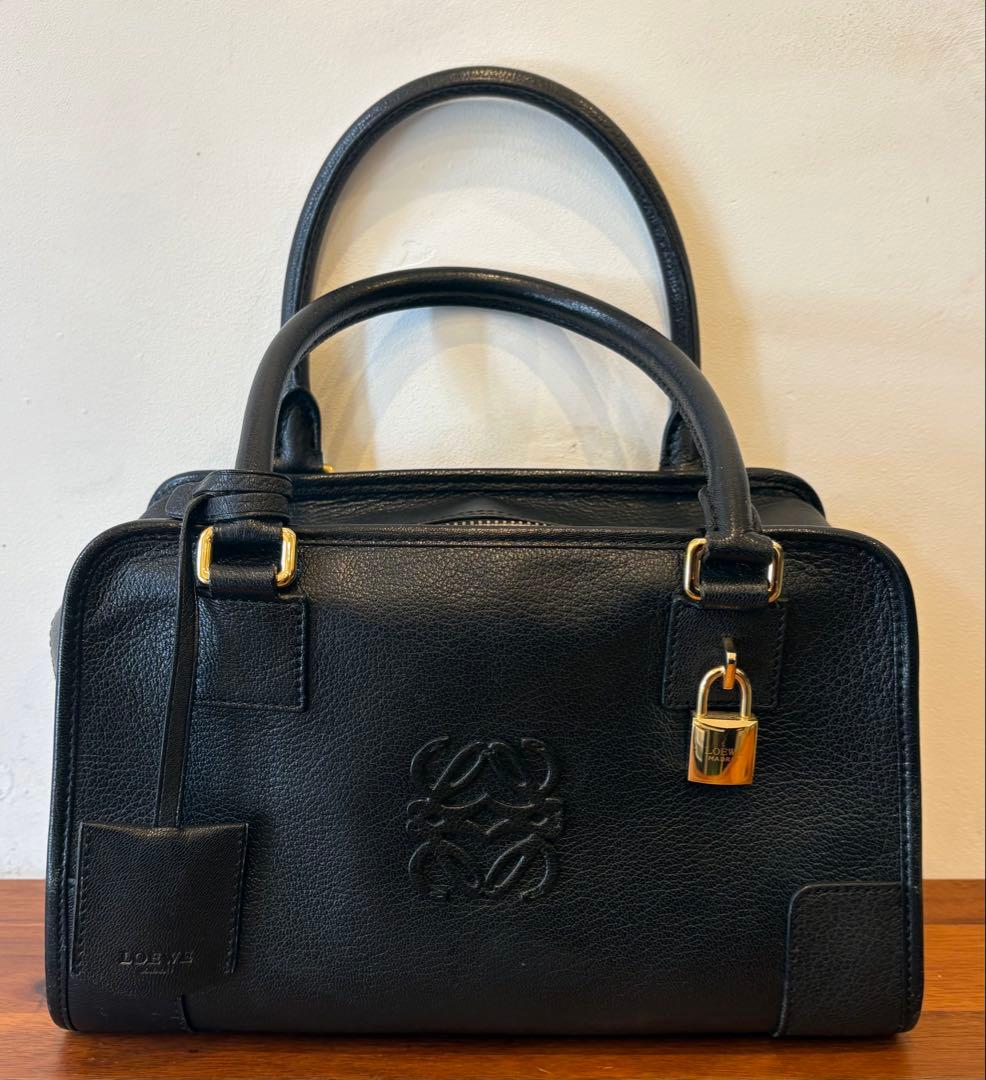 ロエベLOEWE アマソナ28